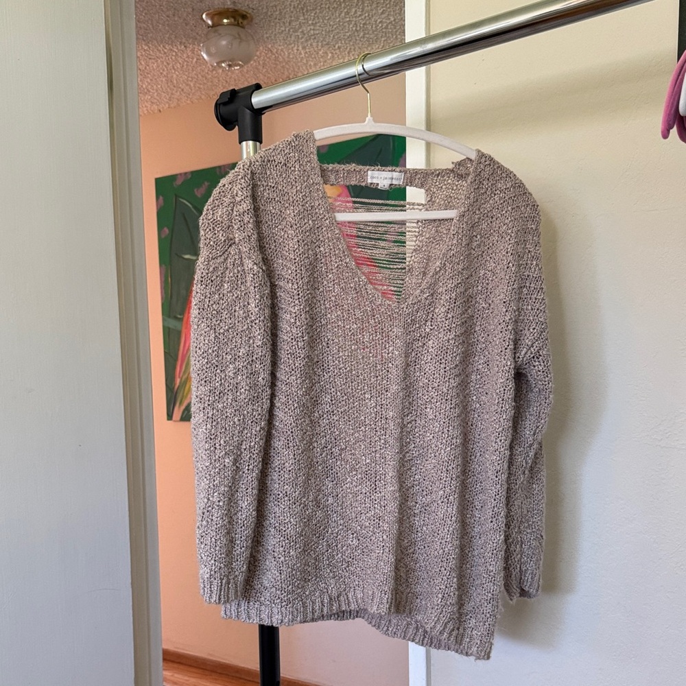 Cozy V-Neck Sweater in Heathered Beige